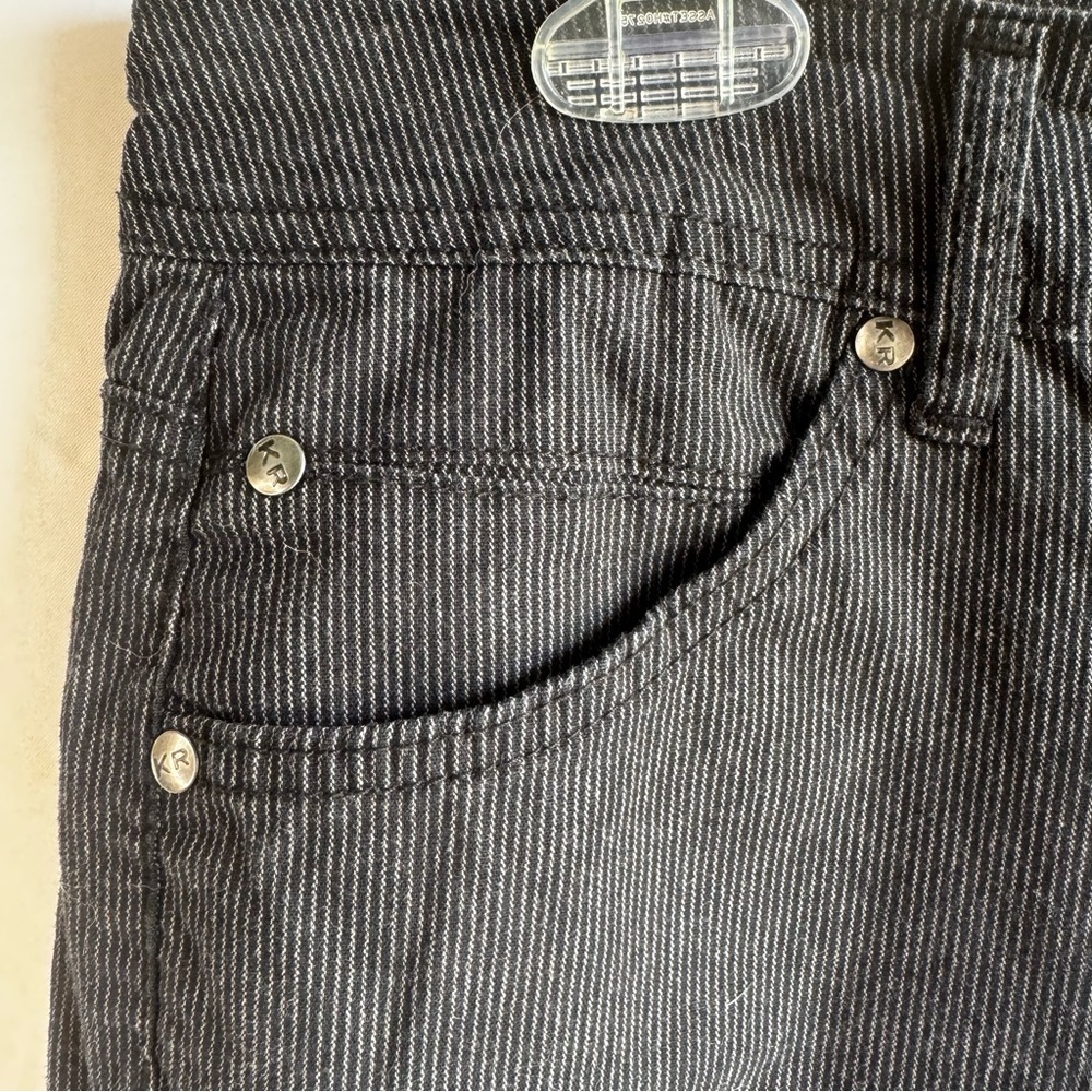 Kim Rogers Black and Grey Pinstripe Pants Jeans Cotton - Picture 3 of 12